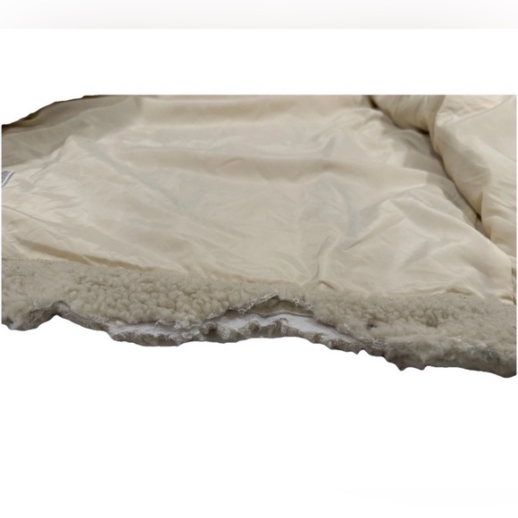 Levi's mens Hybrid Relaxed Cozy Trucker size Small (read description) - Picture 4 of 10